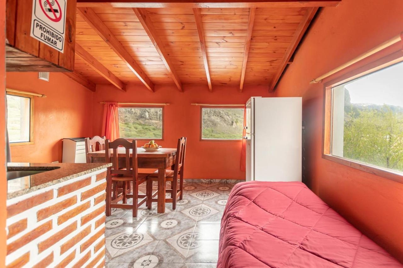 Hostel Luna Country El Chalten Bagian luar foto