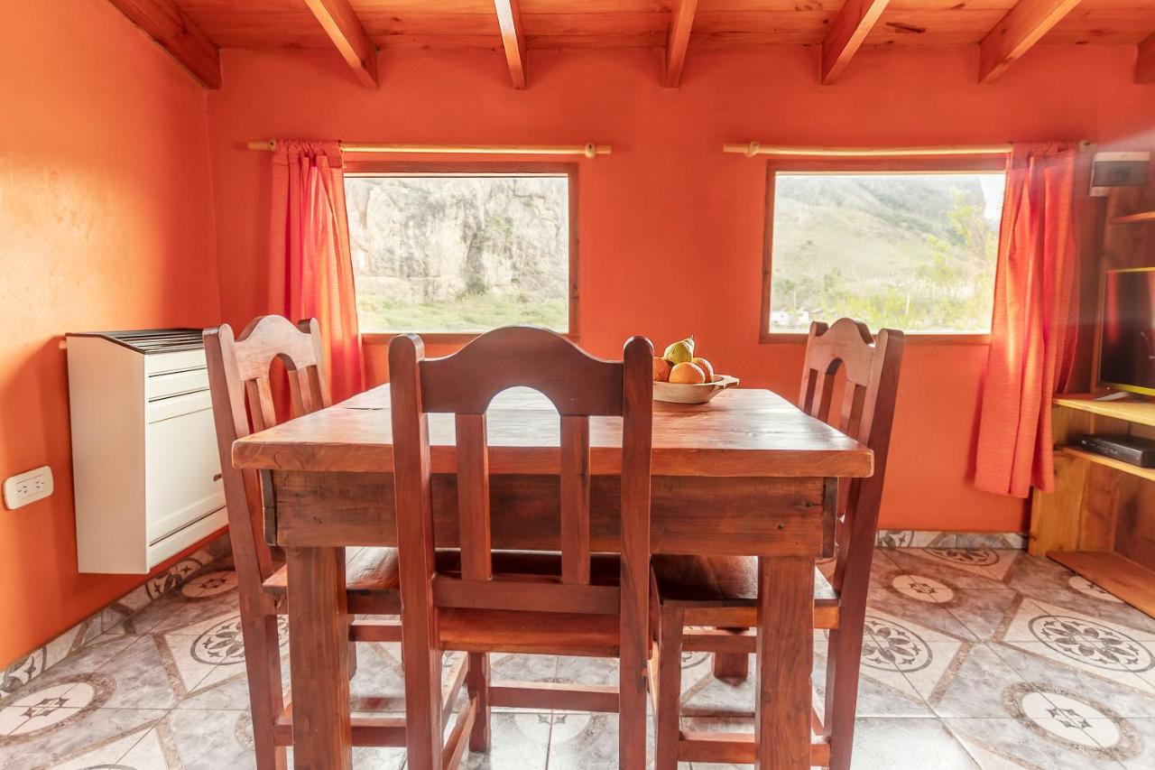 Hostel Luna Country El Chalten Bagian luar foto