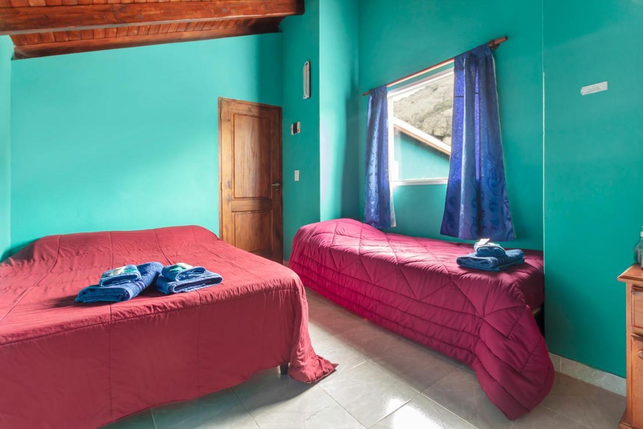 Hostel Luna Country El Chalten Bagian luar foto