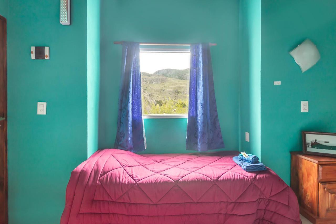 Hostel Luna Country El Chalten Bagian luar foto