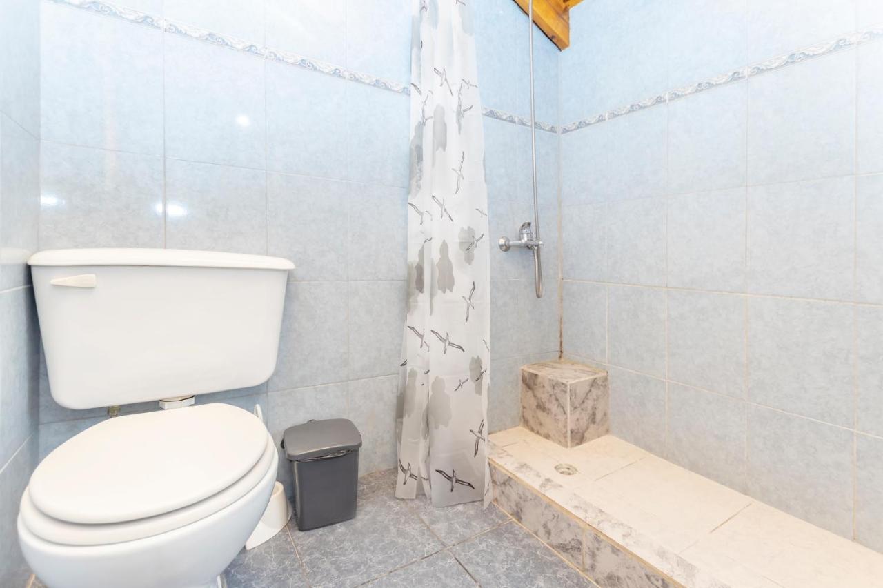 Hostel Luna Country El Chalten Bagian luar foto