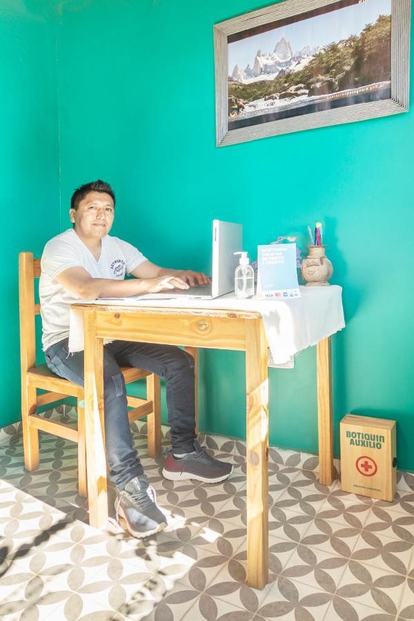 Hostel Luna Country El Chalten Bagian luar foto