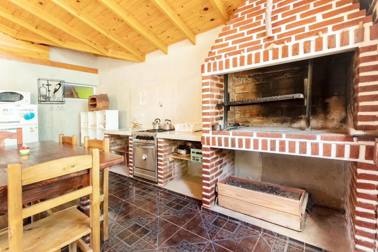 Hostel Luna Country El Chalten Bagian luar foto
