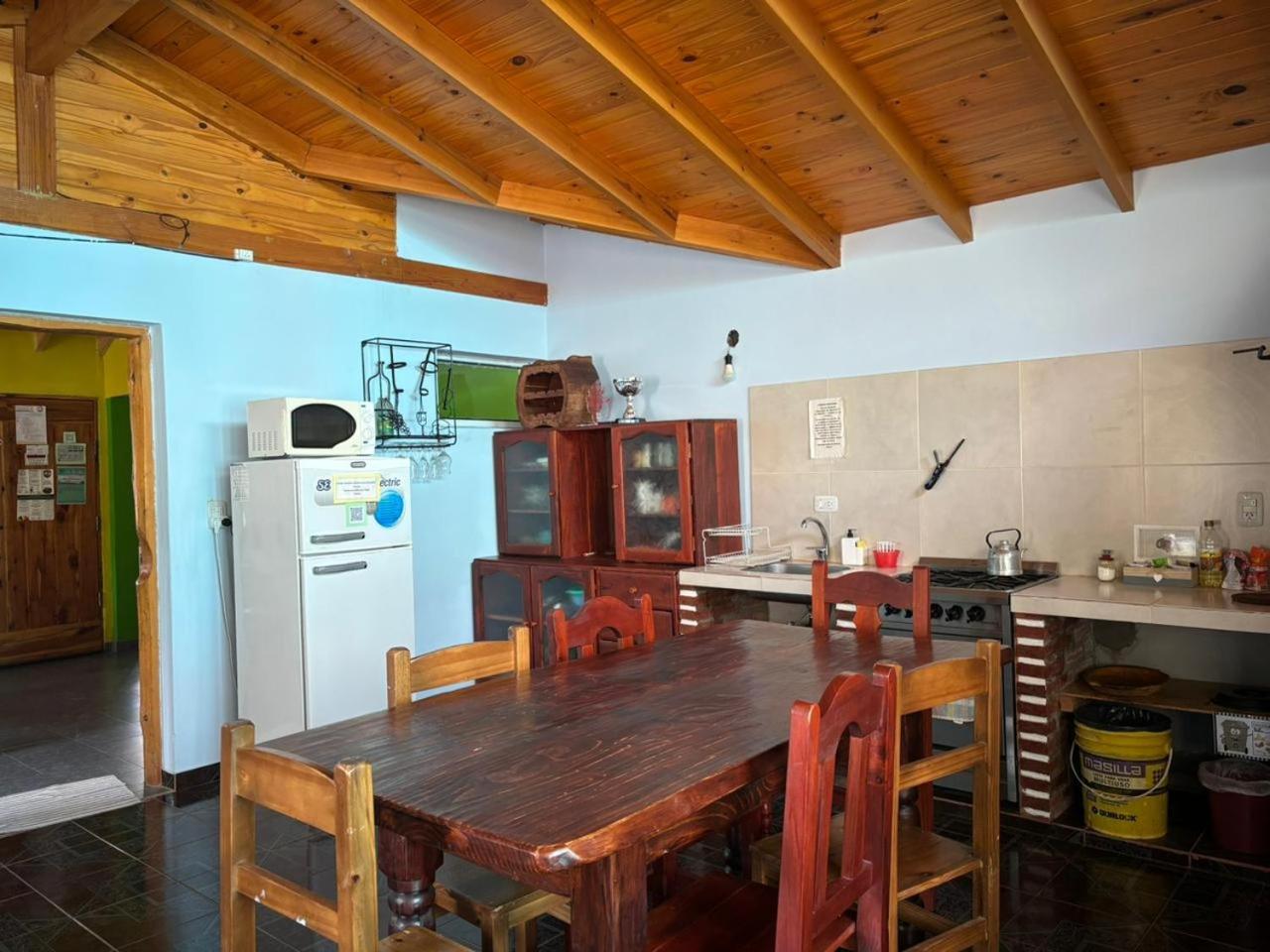 Hostel Luna Country El Chalten Bagian luar foto